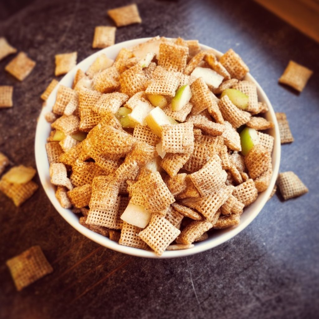 Apple Pie Chex Mix